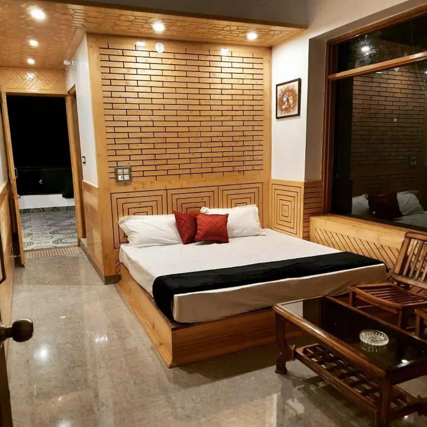 The Moonlight Stay - Shimla Ngoại thất bức ảnh